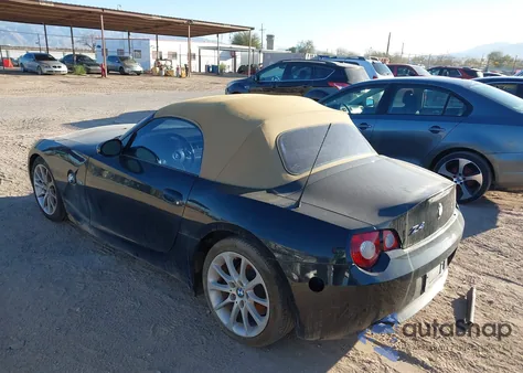2005 BMW Z4 2.5I z USA, uszkodzony, nr VIN 4USBT33545LS55713